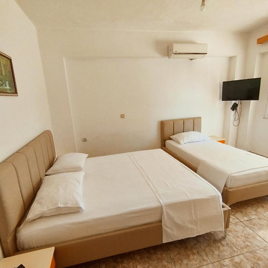 Mejdi Apartments Саранда Экстерьер фото