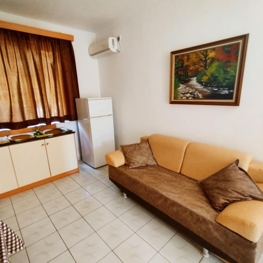 Mejdi Apartments Саранда Экстерьер фото